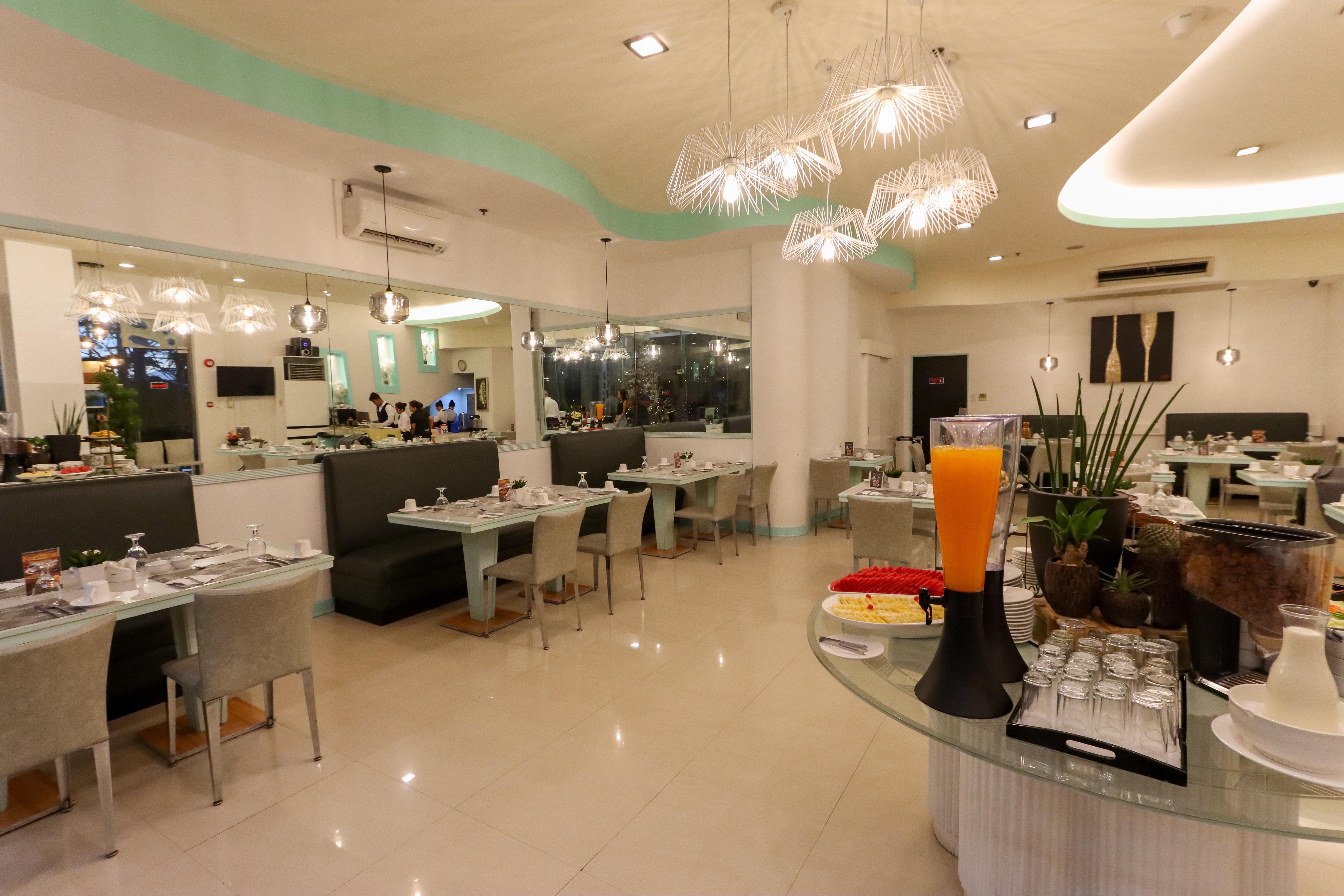 Paseo Premiere Hotel Santa Rosa Kültér fotó