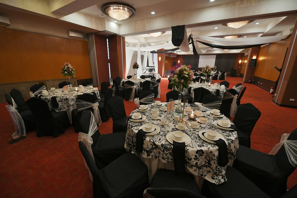 Paseo Premiere Hotel Santa Rosa Kültér fotó